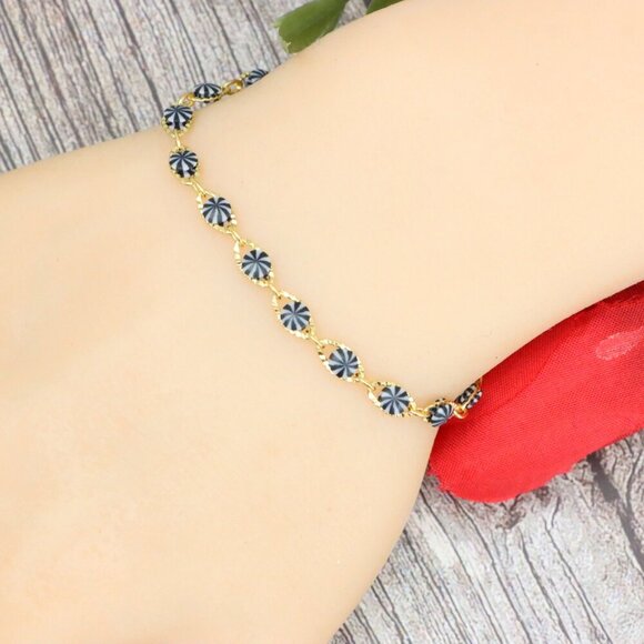"Trendy Handmade Bracelet – A Stylish Gift for Women & Girls, MAR091269 - Picture 9 of 10